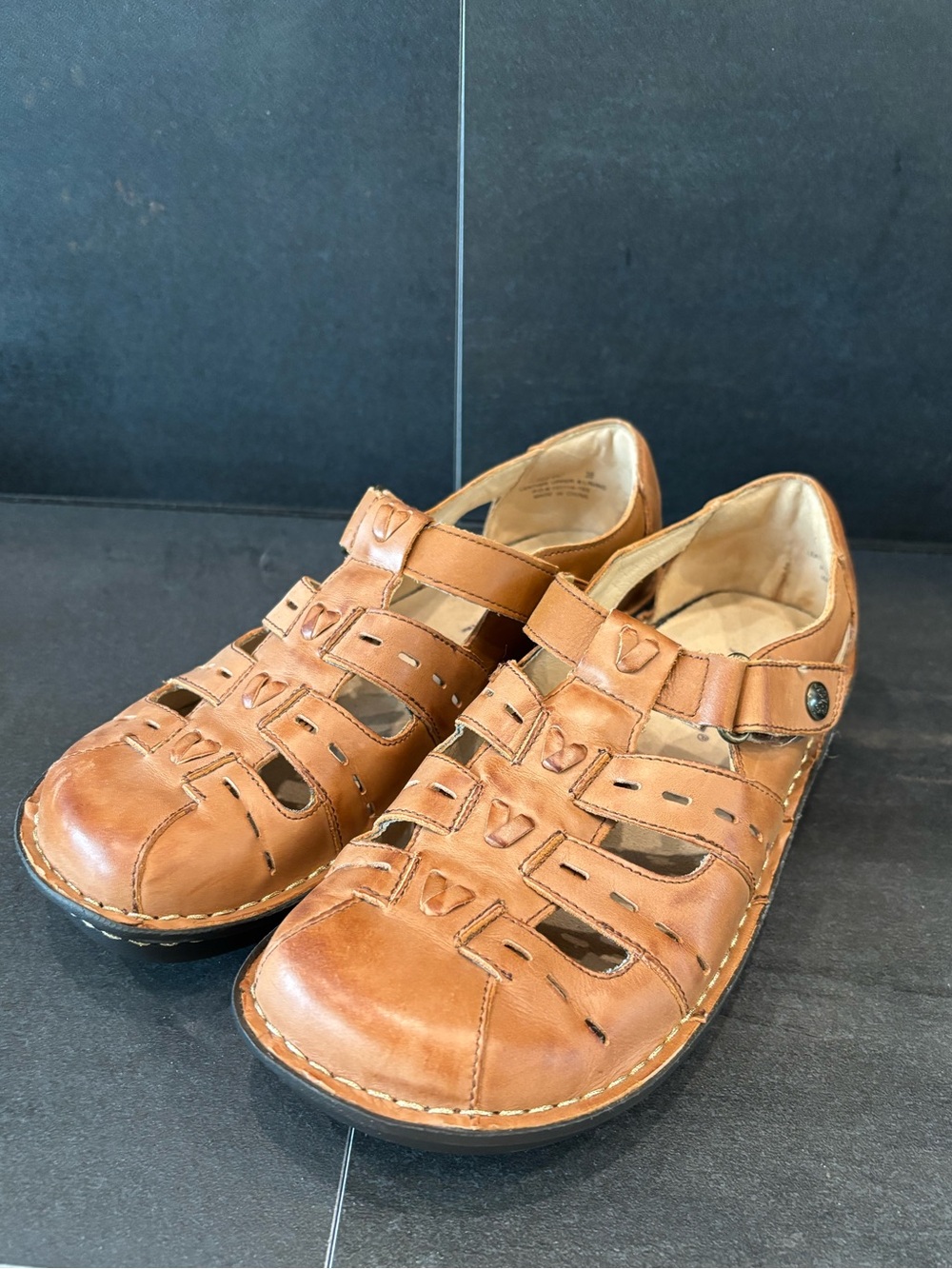 ALEGRIA Pesca Leather Fisherman Women’s Platform Clogs, Sandals, Cognac, 38